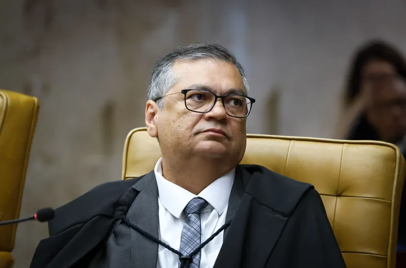 Flávio Dino reverte afastamento de cúpula da PF, critica 'decisão em causa própria' e aponta risco a investigações do caso 'Dark Horse'