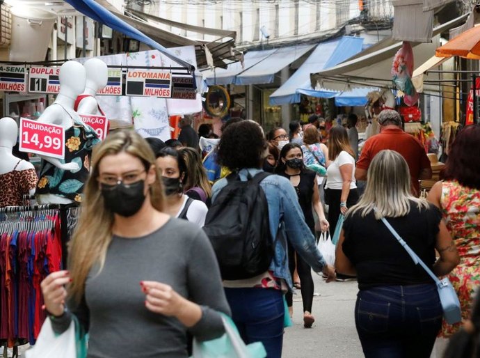 Pequenos negócios geram 72% das vagas de emprego no primeiro semestre