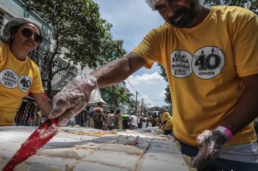 Tradição no aniversário de São Paulo, Bolo do Bixiga completa 40 anos