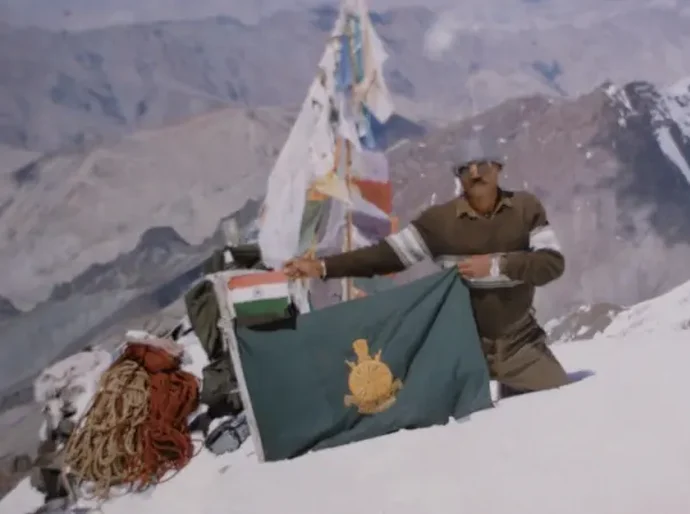 Como 'Botas Verdes', congelado há 30 anos no Everest, deve finalmente voltar para casa