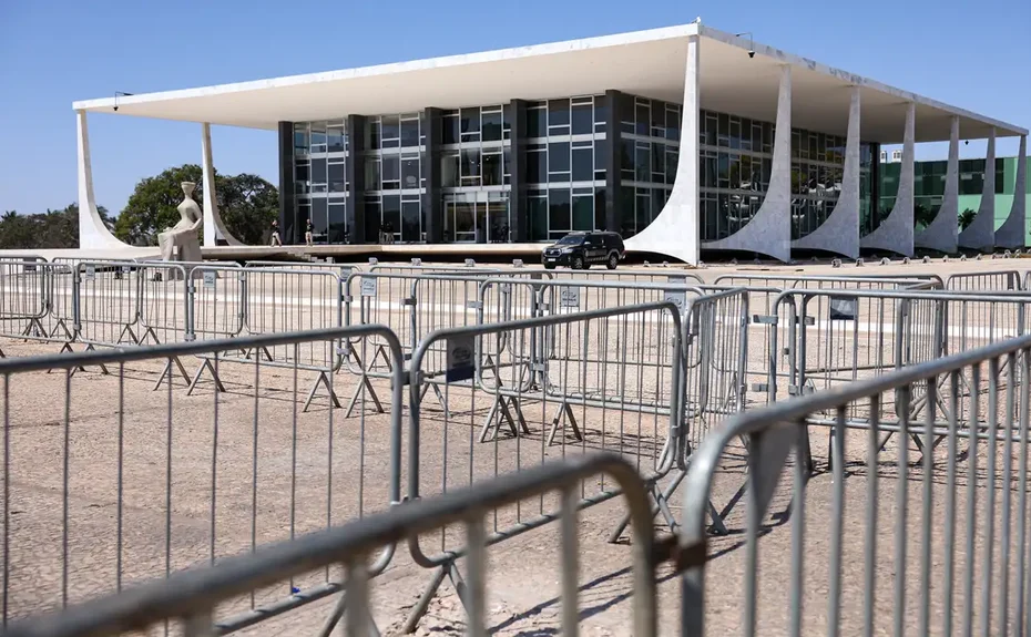 Ao vivo: acompanhe o 1° dia de julgamento de Bolsonaro no STF