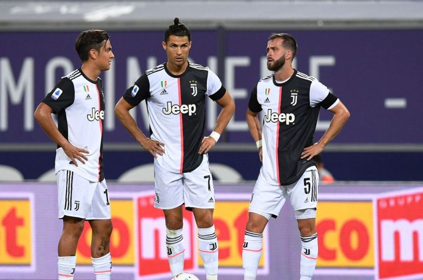 Juventus vence e é líder isolado na volta do Campeonato Italiano