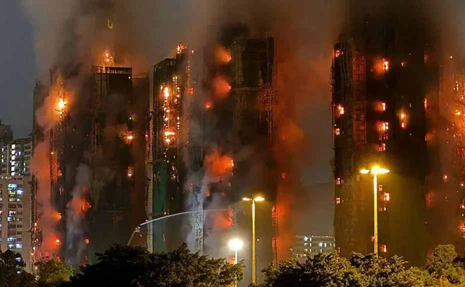 Por que incêndio em condomínio de Hong Kong foi tão devastador, com mais de 120 mortos
