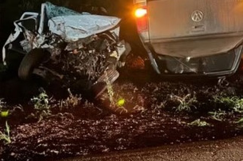 Acidente na madrugada de terça feira, 24, entre Amarok e um Fiat Strada mata 3 da mesma família na MT-170