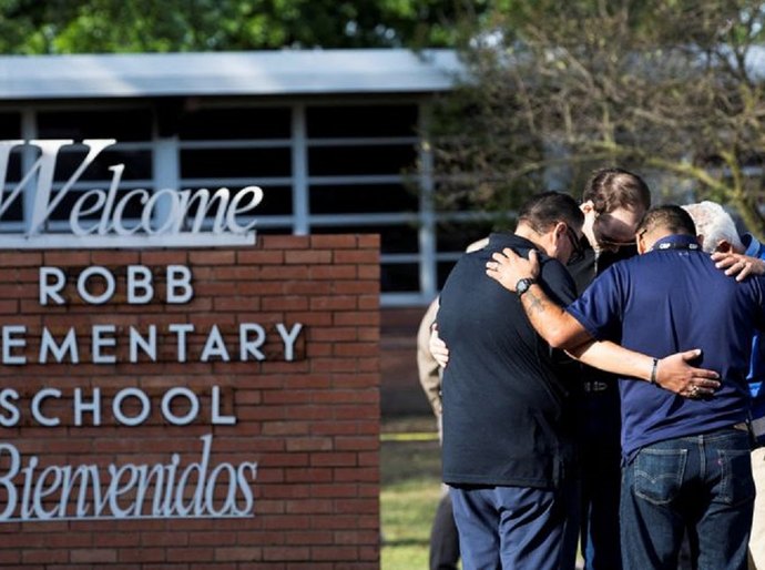 Massacre em uma escola do Texas: 19 crianças e dois professores mortos a tiros