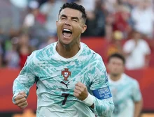 Cristiano Ronaldo derruba tabu, e Portugal elimina Croácia nos acréscimos