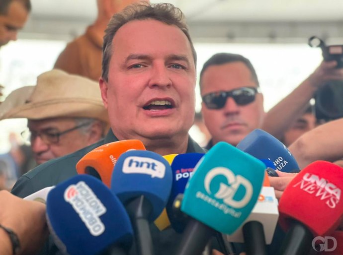 Reviravolta: Podemos desiste de candidatura própria ao Governo e abre negociação por alianças