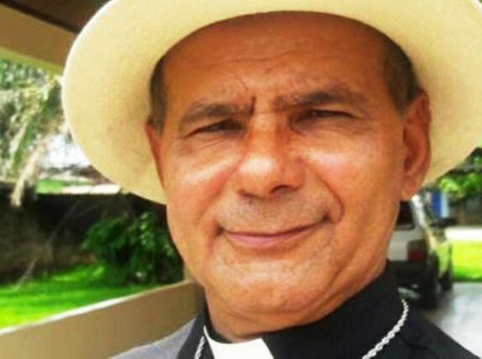 Covid 19, o novo coronavírus, mata padre em MT de 64