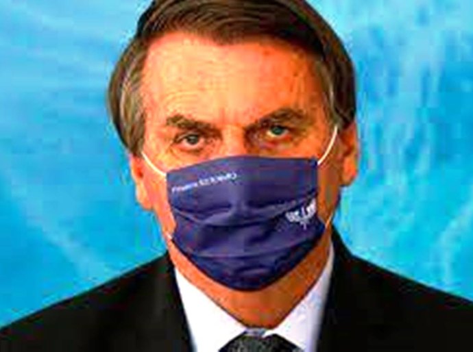 Bolsonaro diz que poderá passar neste ano pela quinta cirurgia em razão do atentado de 2018
