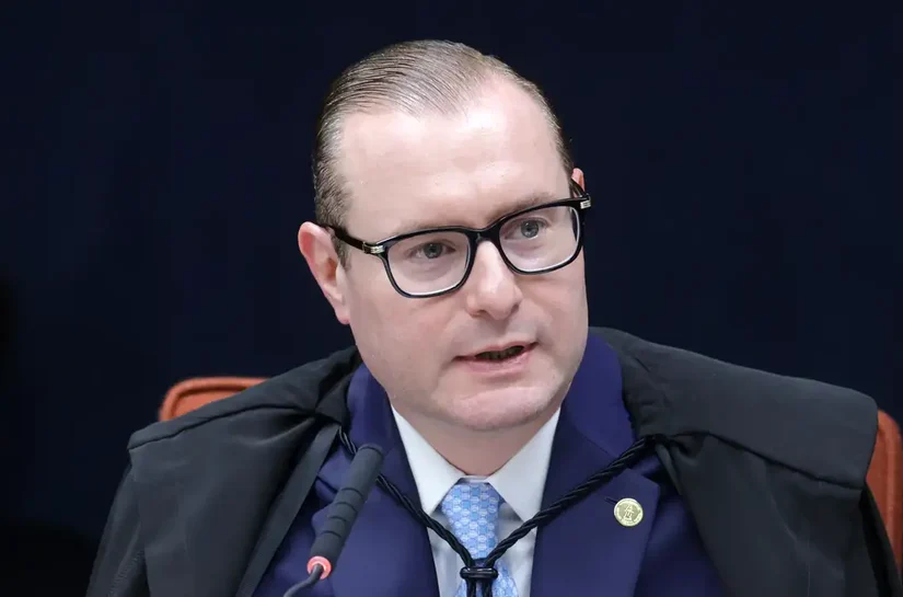 Trama golpista: Moraes e Zanin votam para condenar sete réus do núcleo das fake news