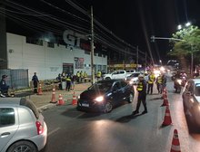 Lei Seca prende 11 condutores por embriaguez em avenida de Cuiabá