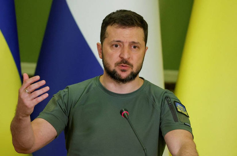 “Dias de apoio garantido dos EUA à Europa acabaram”, alerta Zelensky