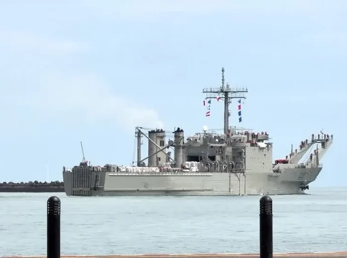 México envia navios a Cuba com quase 1.200 toneladas de ajuda humanitária