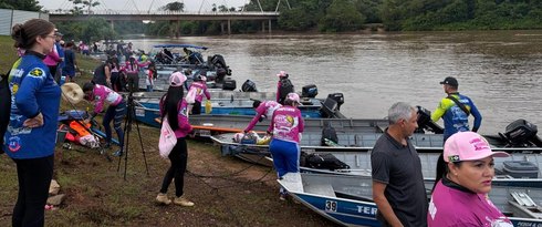 Competição feminina marca nova etapa do Festival de Pesca de Barra do Bugres,MT