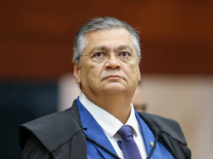 Dino propõe reformar Judiciário com pena rigorosa para corrupção de juízes