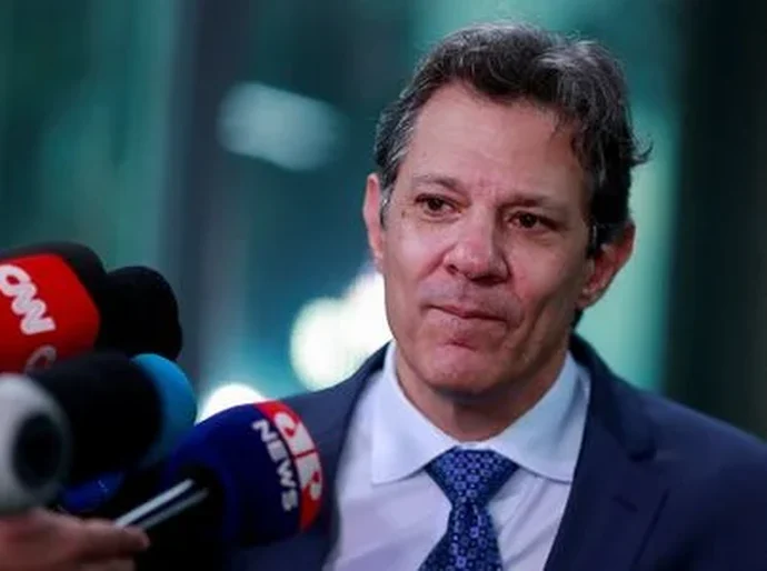 Haddad, cúpula do Congresso e líderes debatem IOF neste domingo