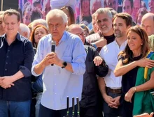 Caiado lança candidatura com foco em segurança pública e críticas ao PT