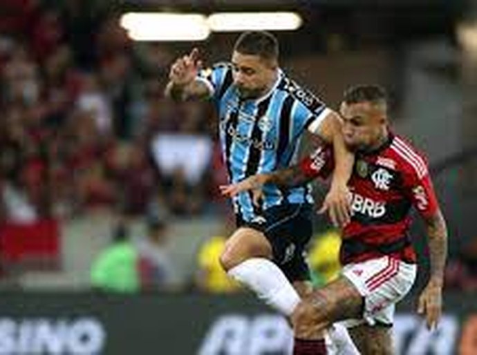 Flamengo bate Grêmio e vai à final da Copa do Brasil