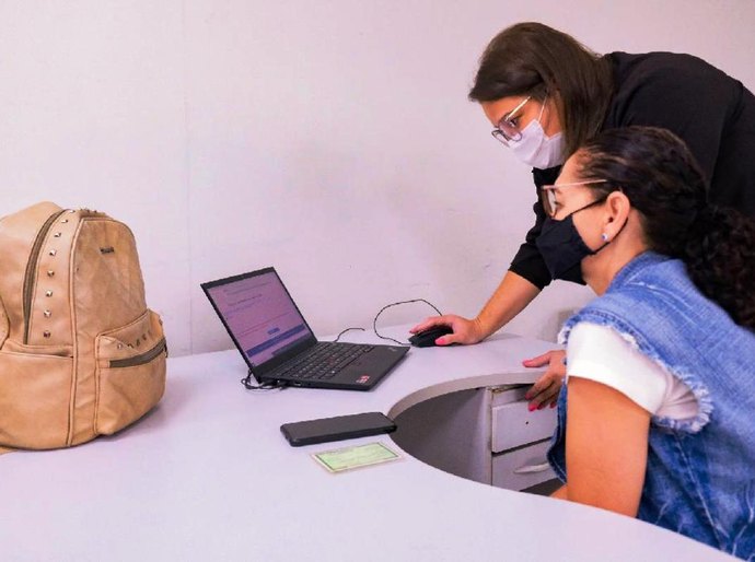 Matrículas de alunos da rede estadual devem ser feitas diretamente nas unidades escolares