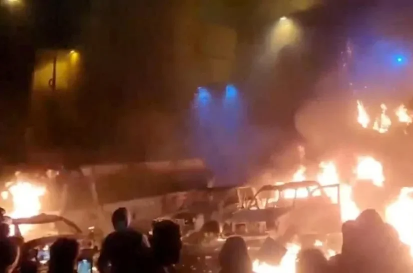 Médicos iranianos descrevem hospitais sobrecarregados enquanto os protestos continuam