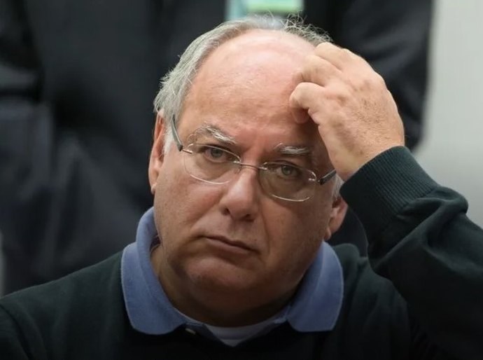 PF prende Renato Duque, ex-diretor de serviços da Petrobras