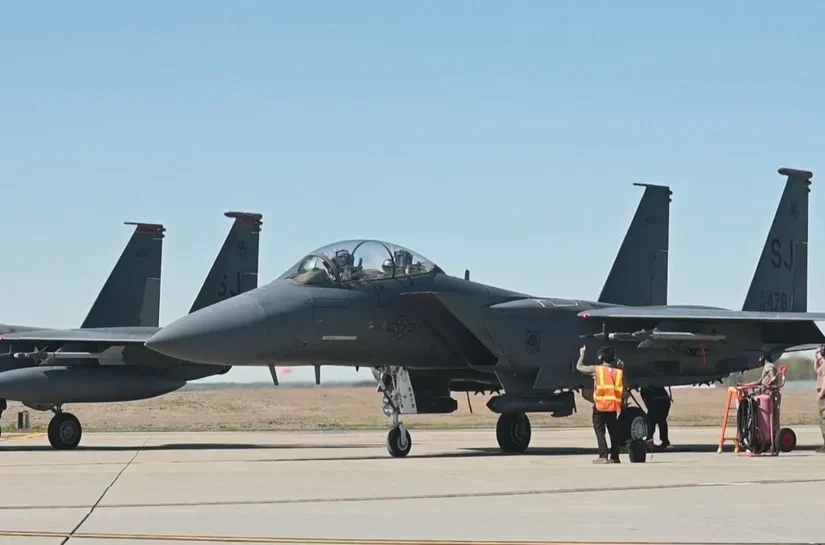 EUA resgatam militar enquanto Trump e Israel pressionam Irã antes do prazo