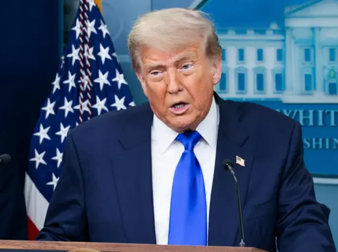 Suprema Corte dá 'vitória monumental' a Trump que abre caminho para fim de cidadania por nascimento