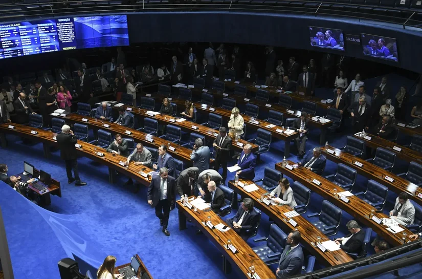 Centrão articula retaliação a governo Lula em IR e MP que taxa investimento