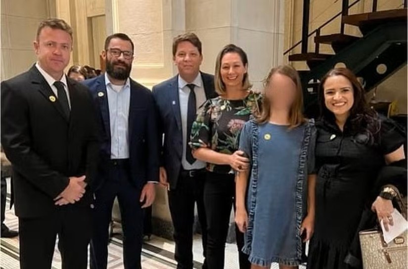 ONG da produtora de filme de Bolsonaro é alvo de operação por suspeita de desvio de recursos em contrato milionário de wi-fi com a Prefeitura de SP