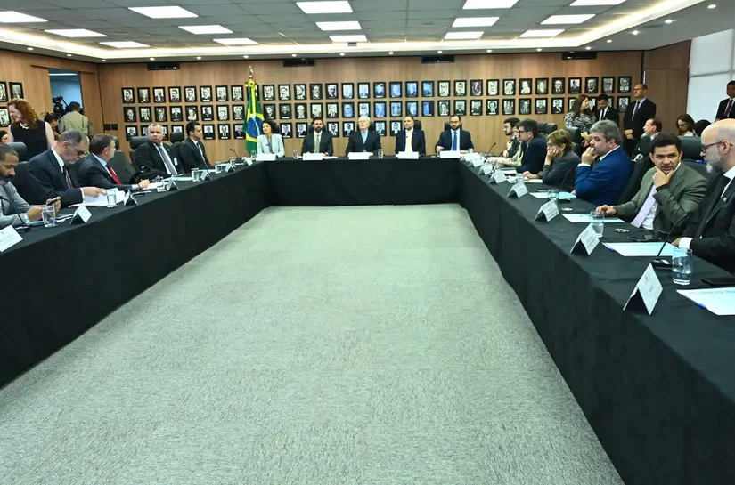 Governo cria comitê de enfrentamento da crise do metanol