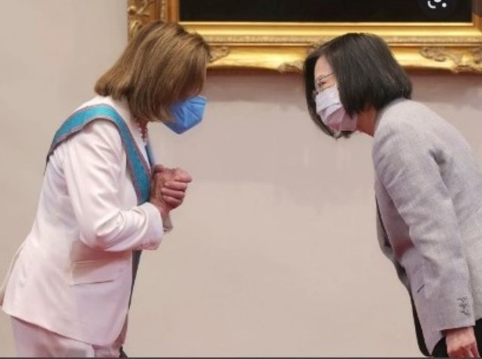 Pelosi deixa Taiwan após confirmar apoio dos EUA à ilha: 'Não vamos abandoná-lo'