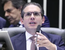 “Quem alimenta o nós contra eles acaba governando contra todos”, diz Hugo