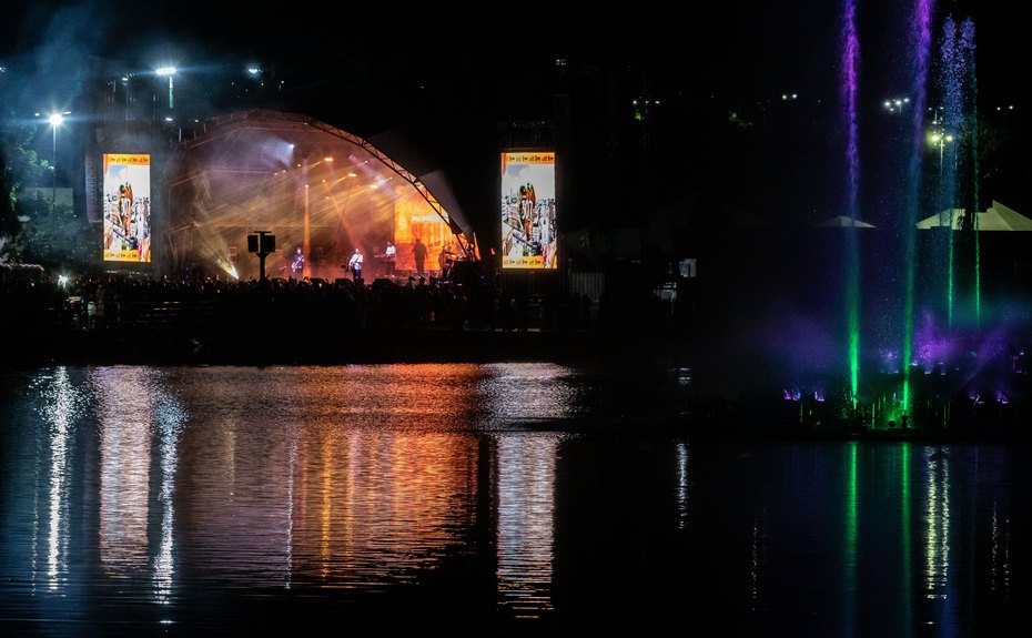 Atrações regionais e show de Boca Nervosa animam a 3ª noite de festa pelo aniversário de Cuiabá no Parque das Águas