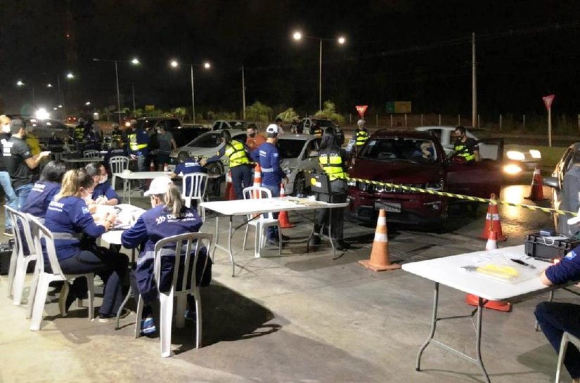 Blitz da Lei Seca flagra quatro motoristas alcoolizados em Cuiabá