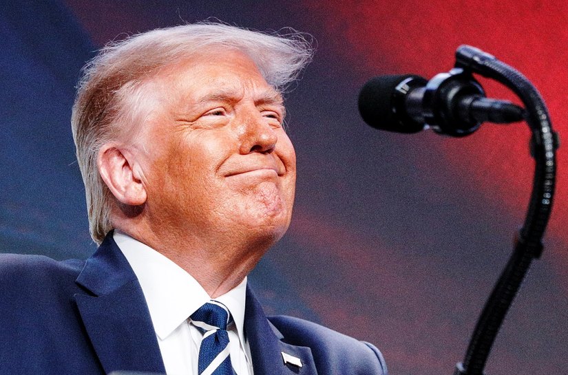 'Indo bem, eu acho', diz Trump em hospital militar