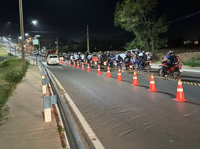 Operação resulta em 107 multas e remoção de 69 motocicletas em Cuiabá