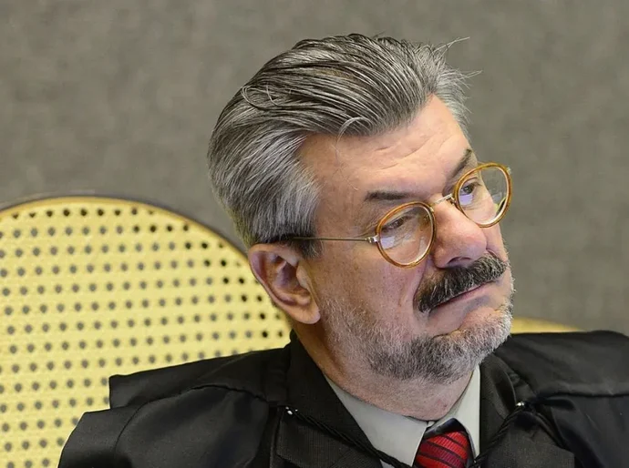 CNJ recebe nova denúncia de assédio contra ministro do STJ