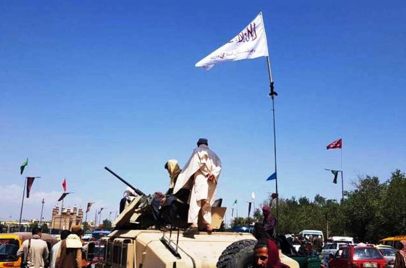 Tumulto em aeroporto de Cabul atrasa chegada de suprimentos essenciais, diz OMS