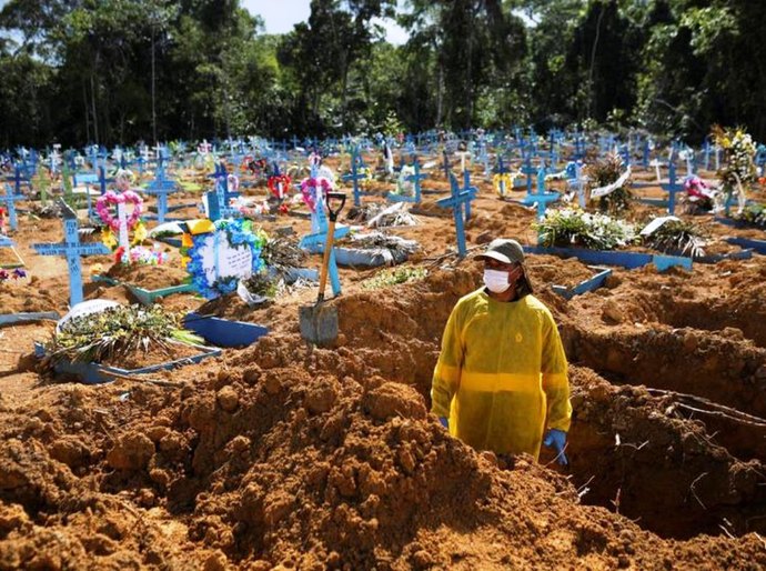 Últimas da Covid-19: país teve 2.595 óbitos e está em 57º no ranking da vacina