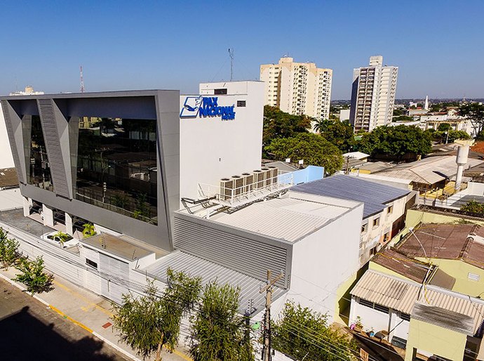 PAX autoriza enterro sem consultar dentista proprietária do plano funerário e é processada por danos morais