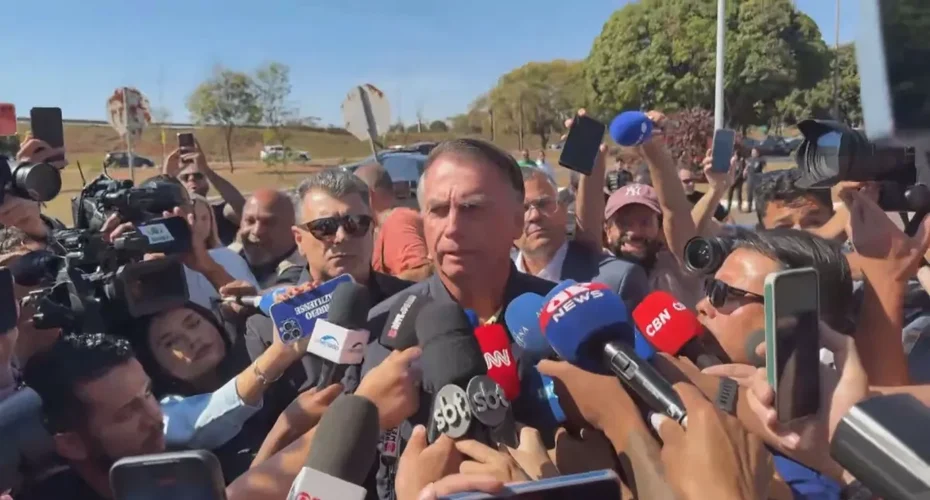 Bolsonaro vai ser preso? Entenda os crimes citados na decisão de Moraes e quais as penas