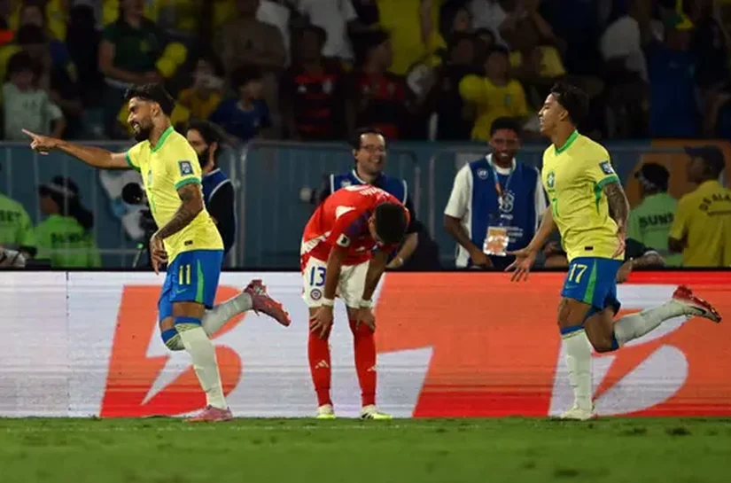 Brasil ofensivo de Ancelotti domina o Chile e vence com brilho de reservas
