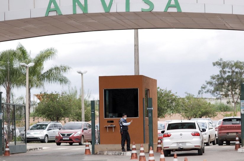 Anvisa recebe novas intimidações e cobra investigação da PGR e outras instituições