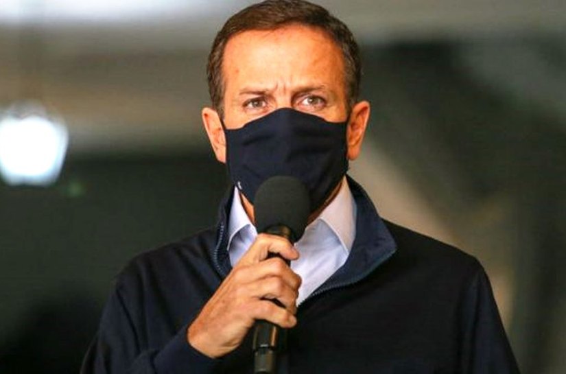 Governo de São Paulo mantém uso obrigatório de máscaras até o dia 11 de dezembro