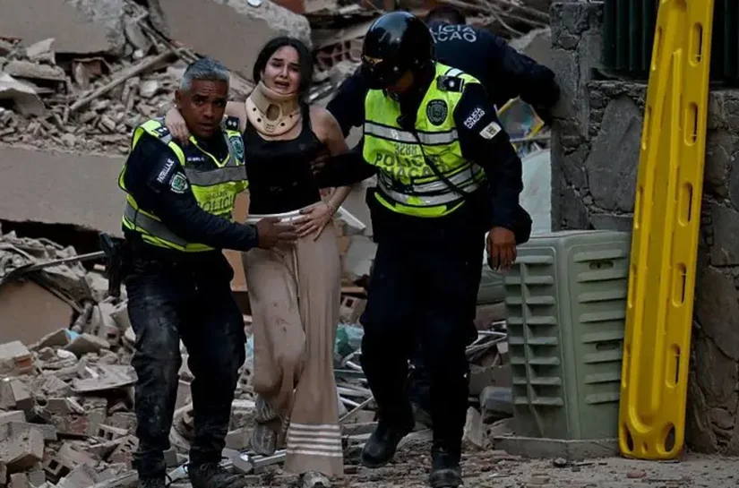 Forte terremoto na Venezuela derruba prédios em Caracas e é sentido até no Brasil