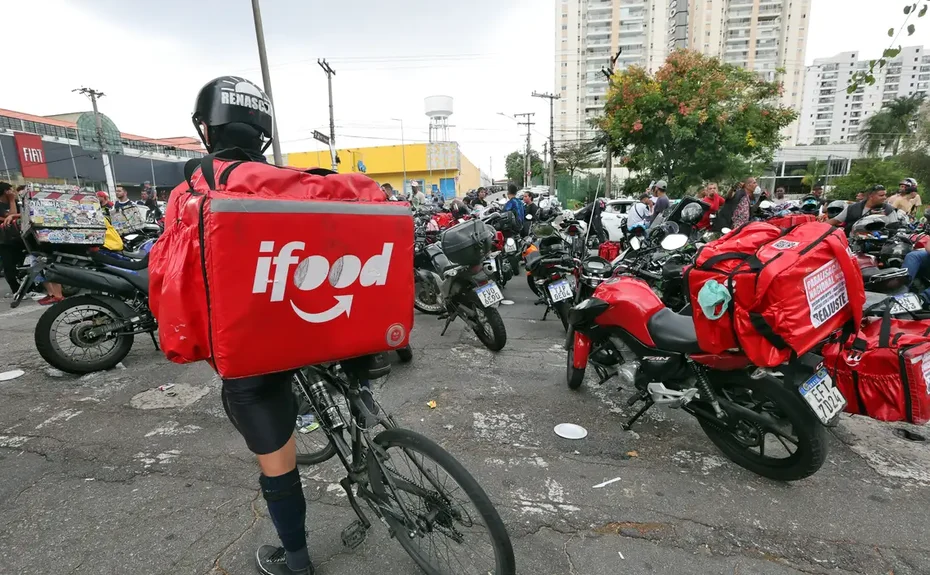 Brasil tem 2 milhões de pessoas que trabalham por meio de aplicativos