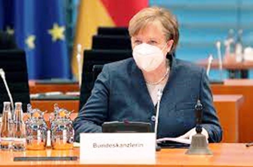 Angela Merkel defende lockdown mais rígido na Alemanha