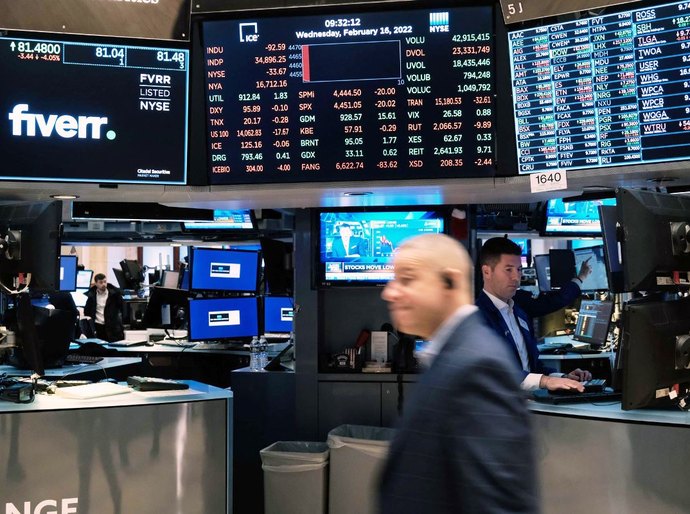 Ucrânia e o próximo aumento da taxa desafiam a economia dos EUA após dois anos de extrema tensão
