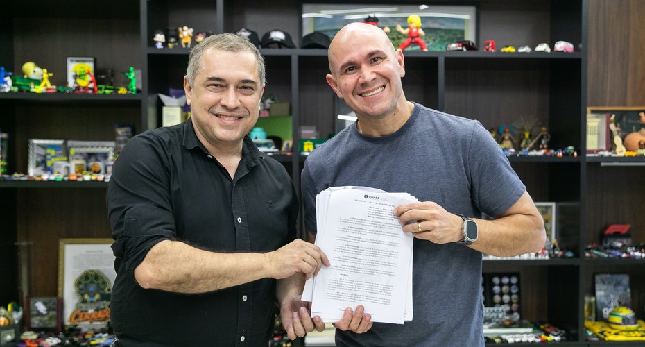 Câmara aprova projetos de Abilio que permitem negociar férias e ampliação da licença-paternidade para 30 dias