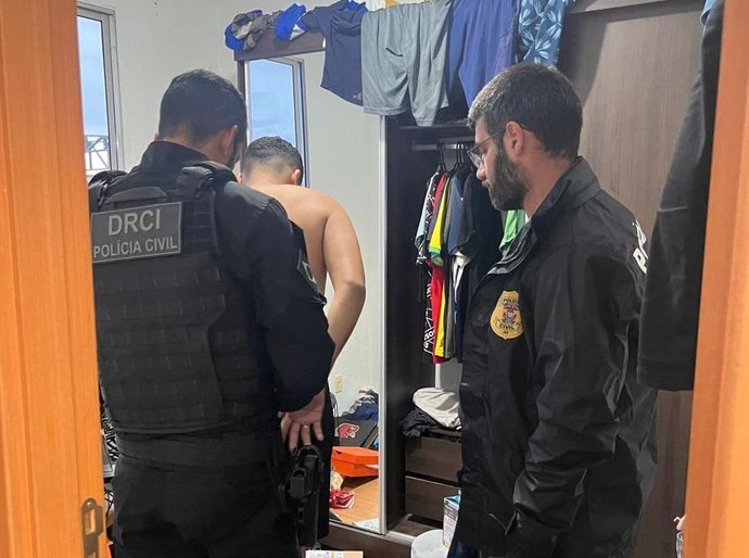 Polícias Civis de MT e MG cumprem 20 mandados contra núcleo de grupo suspeito de golpes pela internet